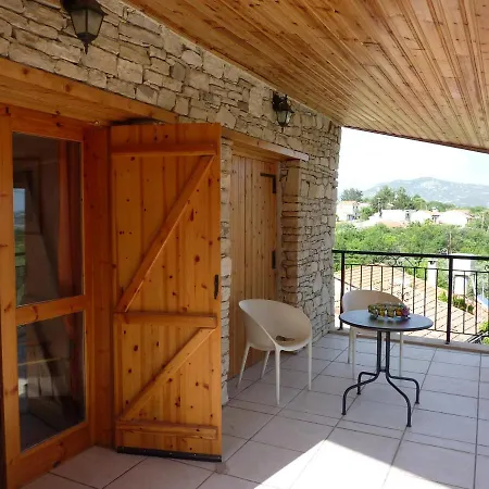 The House Of Pericles Prázdninový dům Silikou